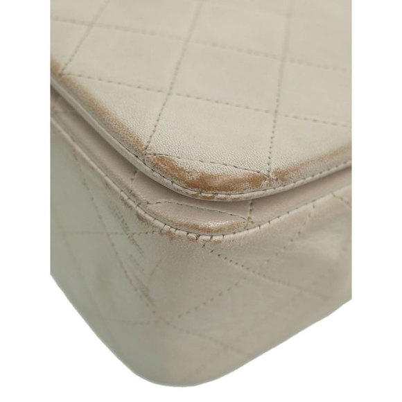 Chanel Matelasse Chain Shoulder Bag White - Picture 4 of 8